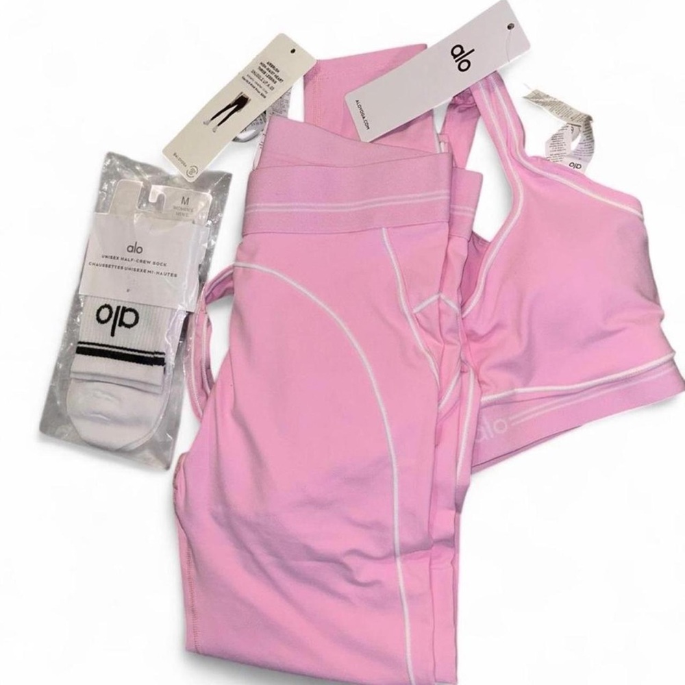 ALO Yoga Pink Sports Bra and Leggings Set